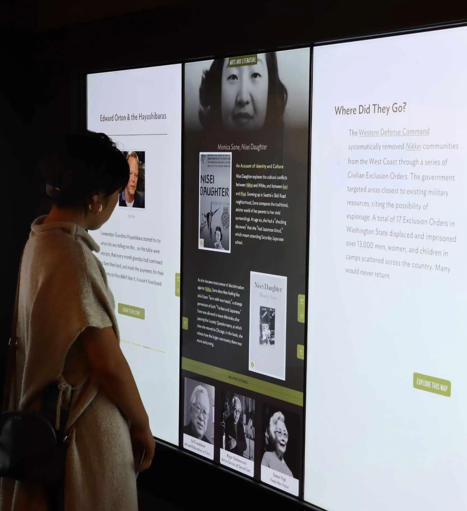 Interactive touchscreens to learn about the history